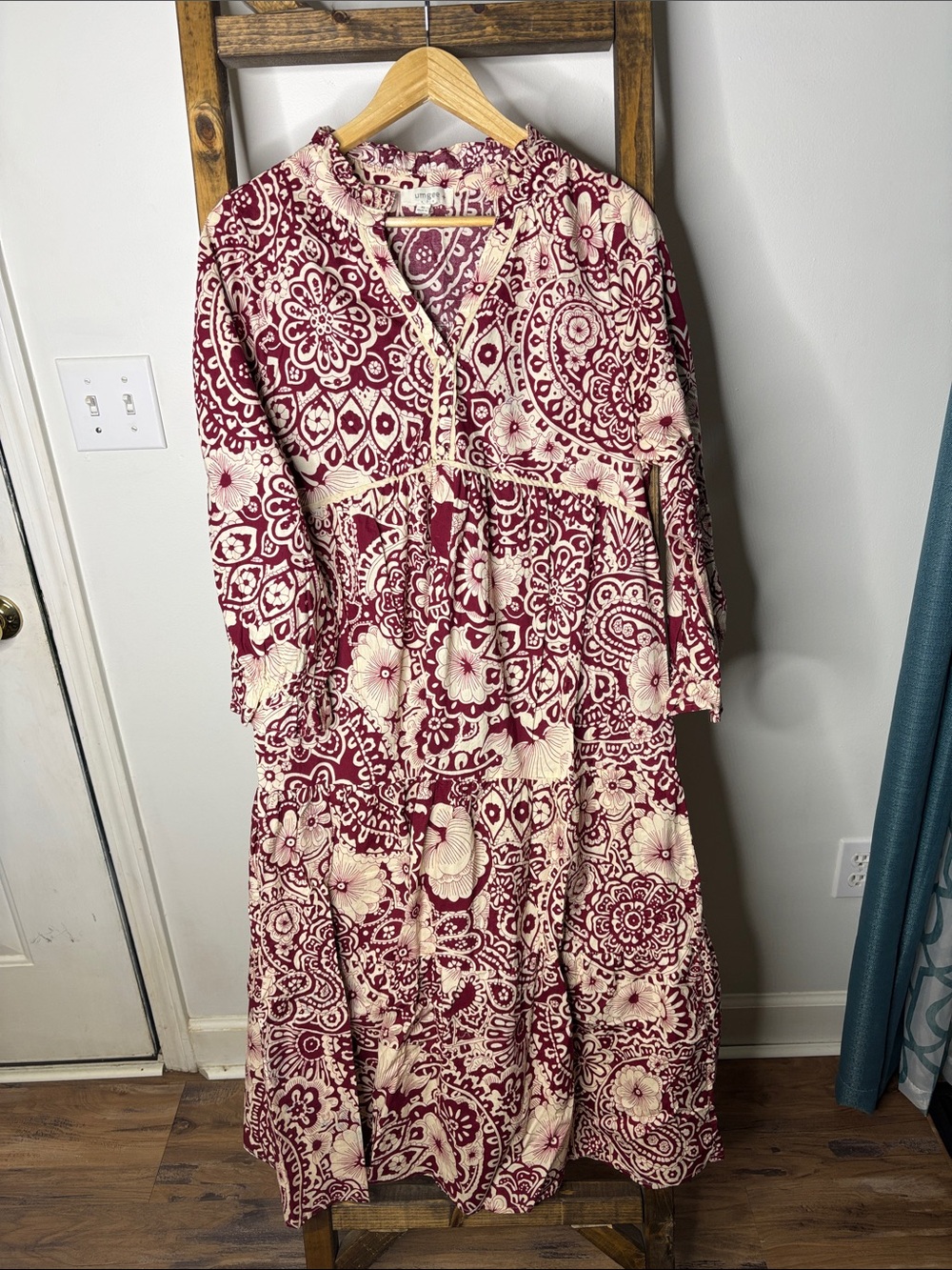 Umgee Burgundy and Cream Paisley Floral Maxi Dress Size XL
